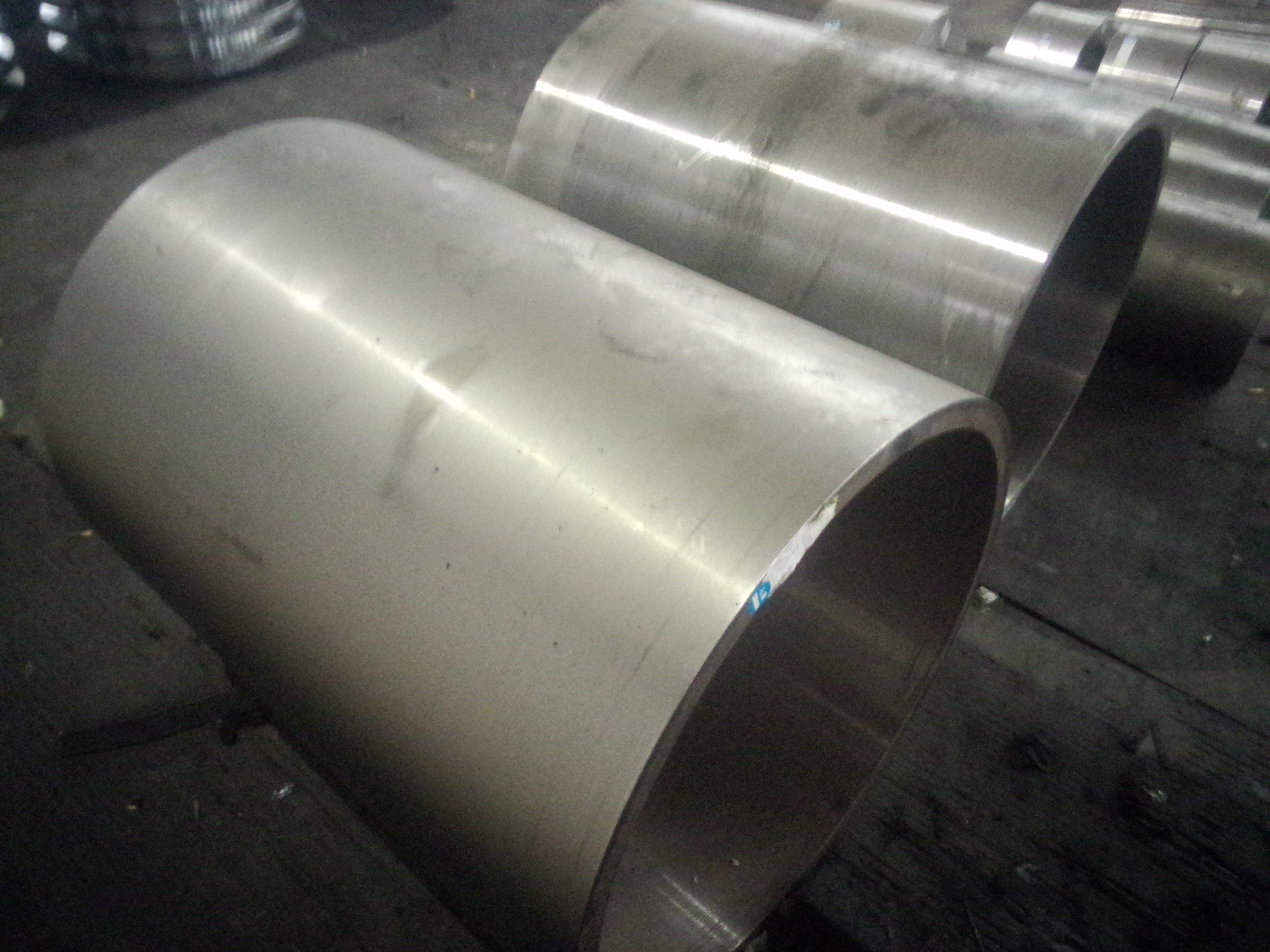 1.6981 21CrMoNiV4-7 Quenchied And Tempered Forged Sleeves Rough Machined
